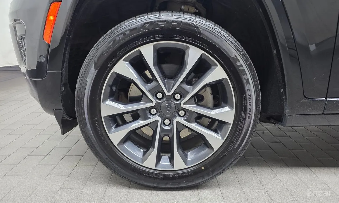 Jeep Cherokee 2021 L 3.6 Overland