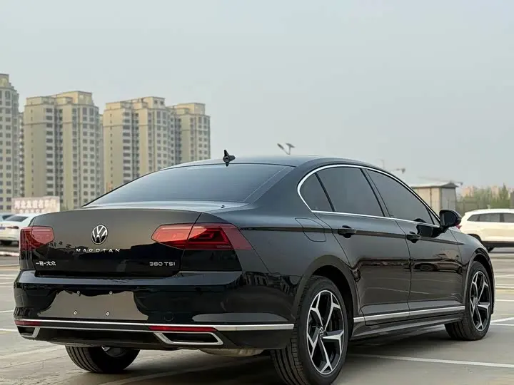 Volkswagen Magotan 2026 2026款 3000万辆甄选款 380TSI DSG豪华型