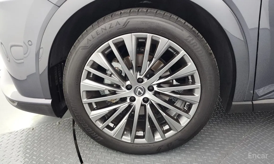 Lexus RX 2023 Luxury