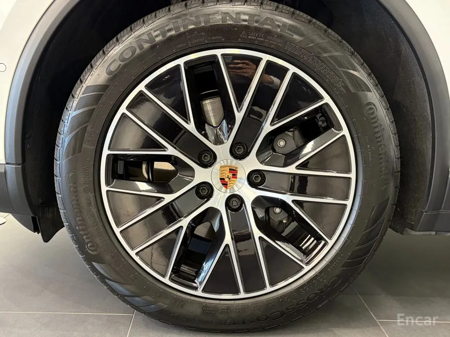 Porsche Macan 2024 Base 4