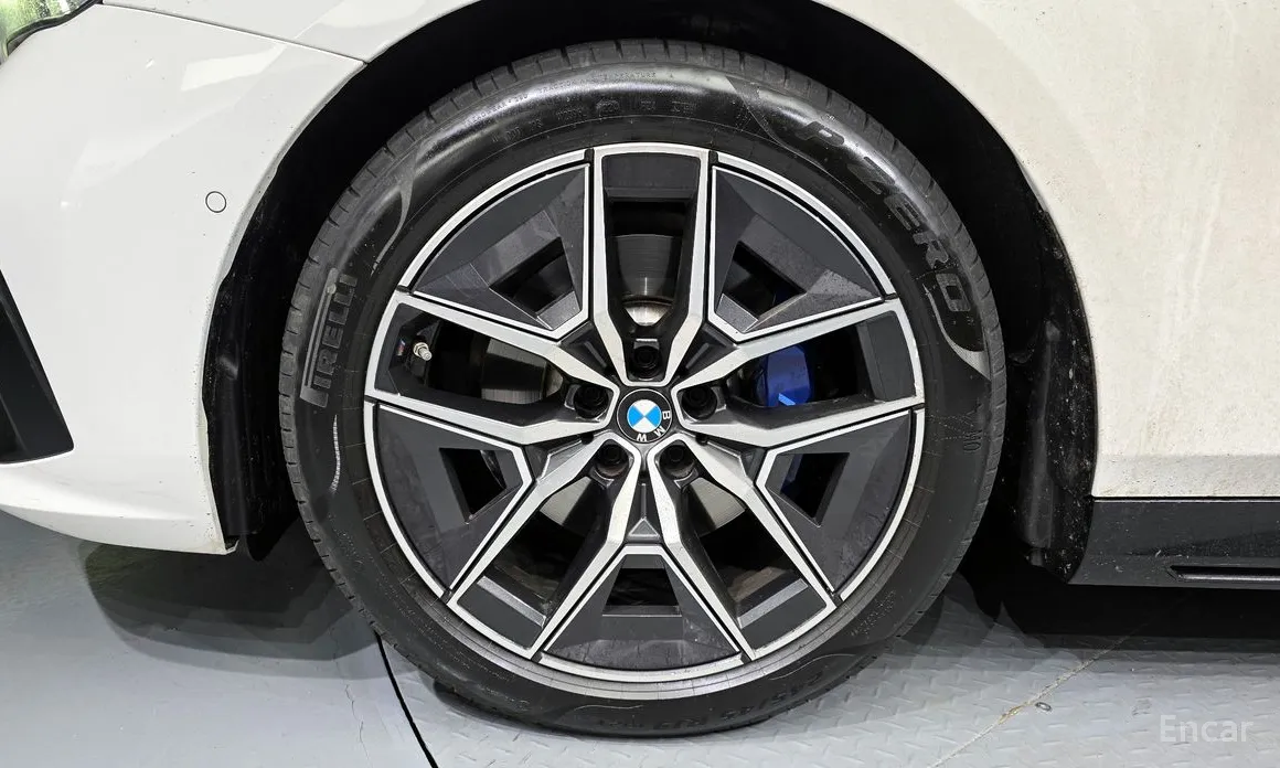 BMW 5 Series 2023 520i M Sport