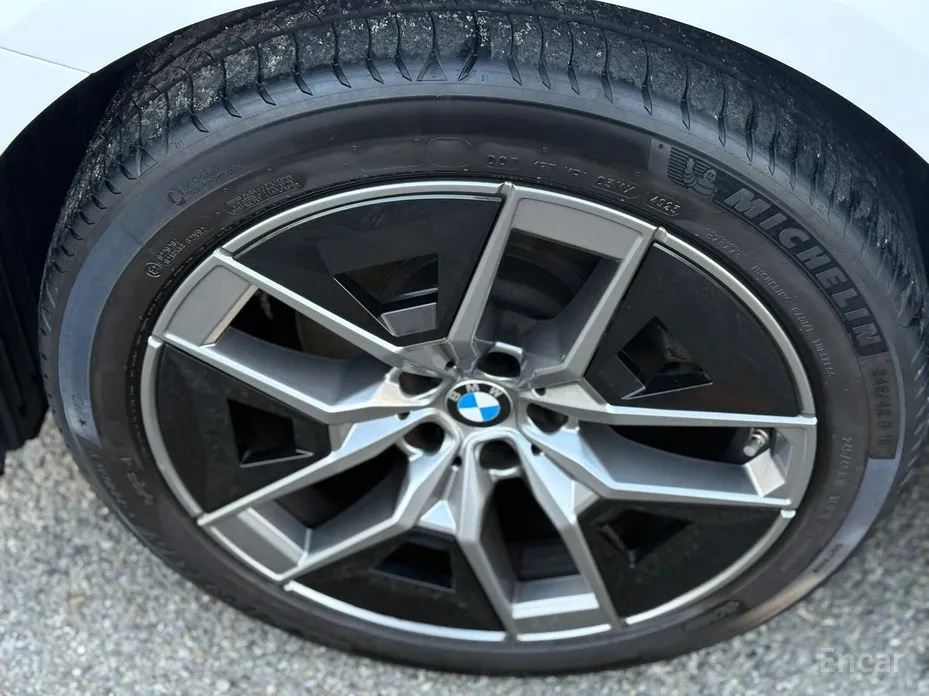 BMW 5 Series 2023 520i