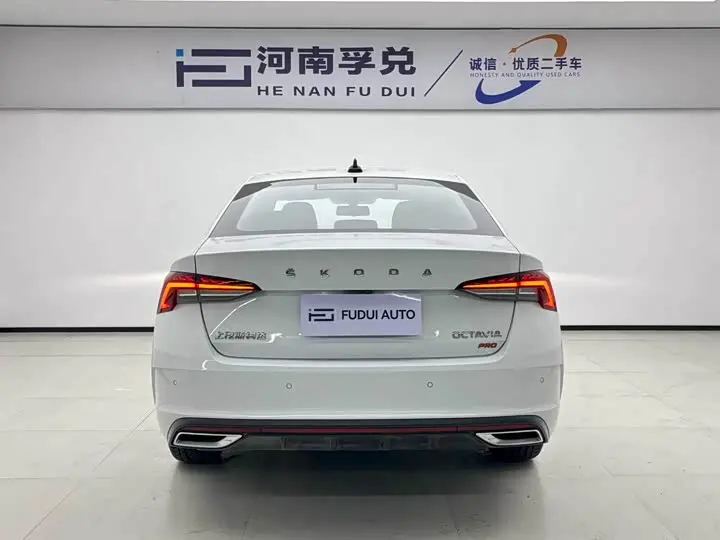 2023 Skoda Octavia Pro