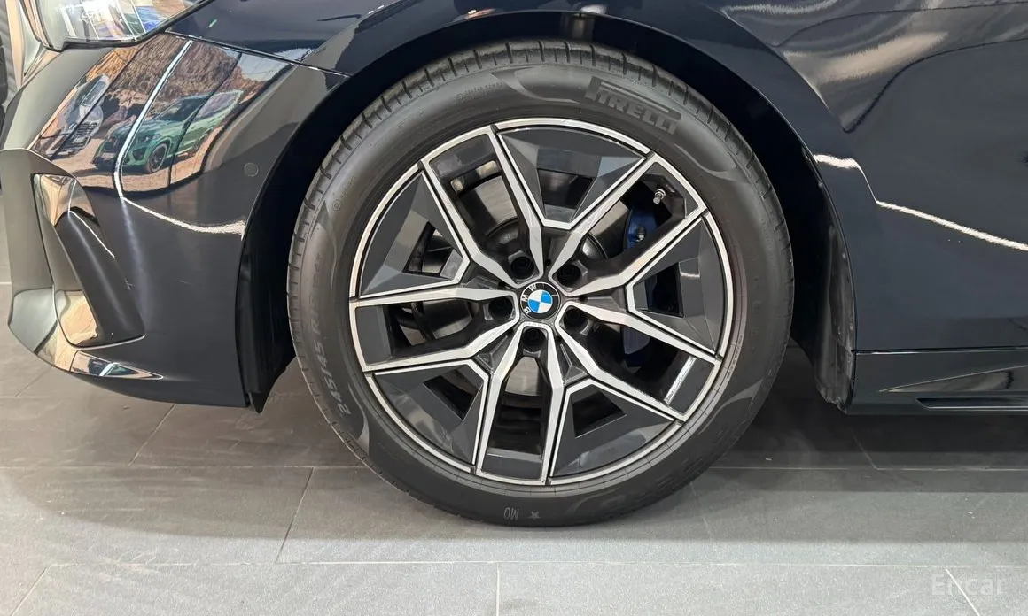 BMW 5 Series 2023 520i M Sport