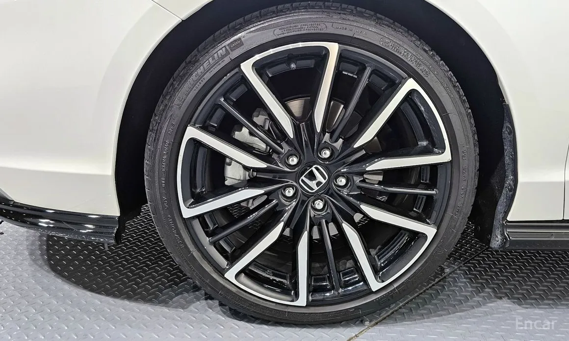 Honda Accord 2023 2.0 Hybrid Touring