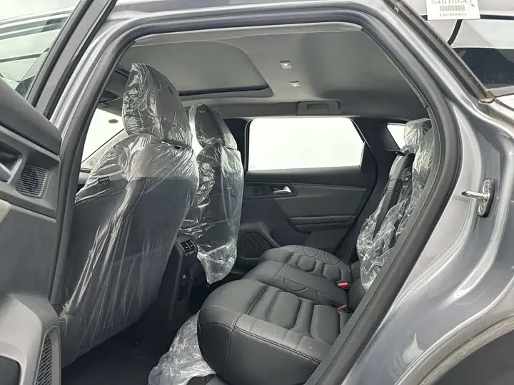 Citroen C5 X 2026 2026款 1.6T 国际版