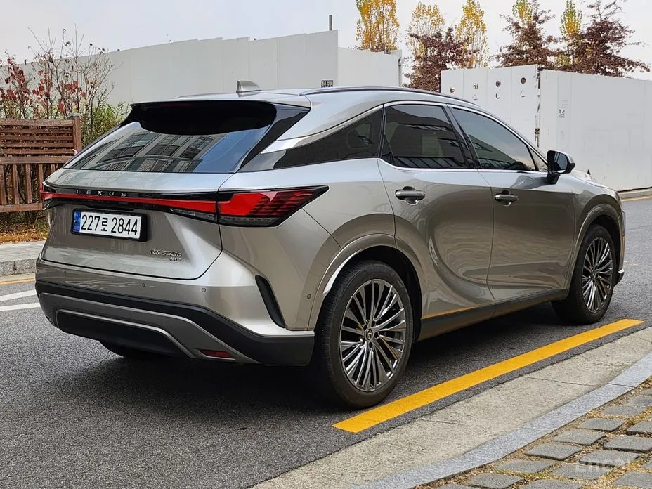 Lexus RX 2023 Luxury