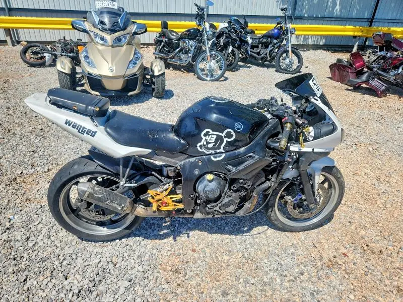 YAMAHA YZF 2005