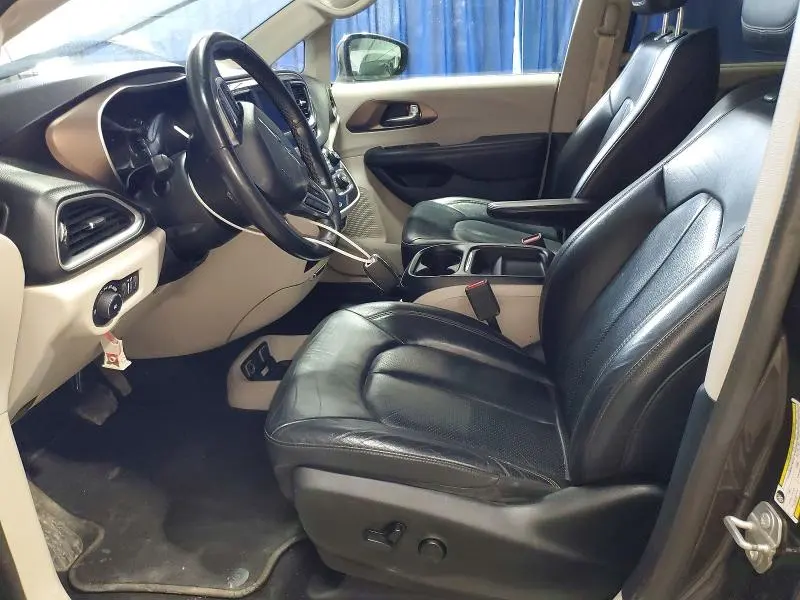 CHRYSLER PACIFICA 2019 VIN 2C4RC1BG9KR665762
