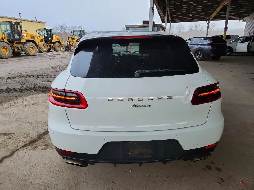 PORSCHE MACAN 2017 VIN WP1AA2A52HLB83398