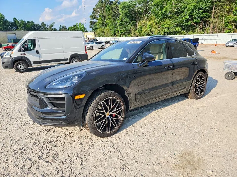 Фото 1 - PORSCHE MACAN