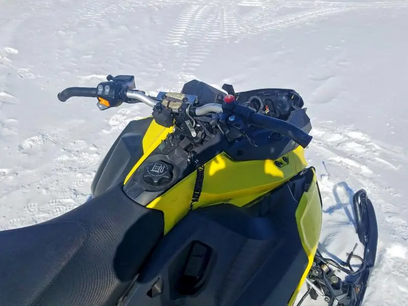 SKI-DOO RENEGADE 2021