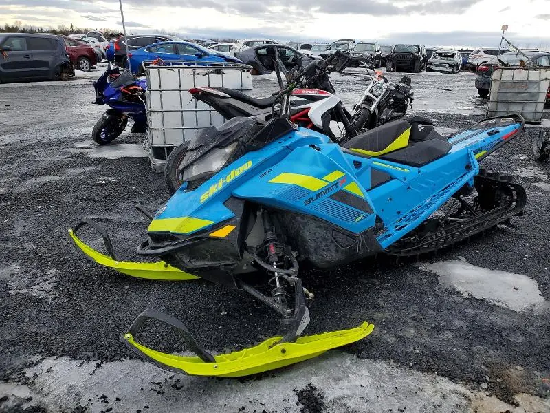 SKI-DOO SUMMIT X 8 2018