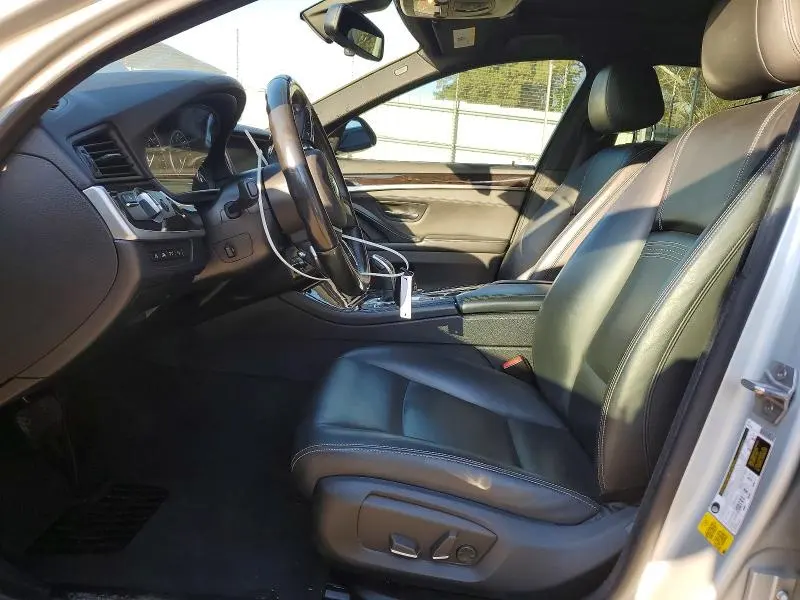 BMW 5 SERIES 2016 VIN WBA5B1C51GG551341