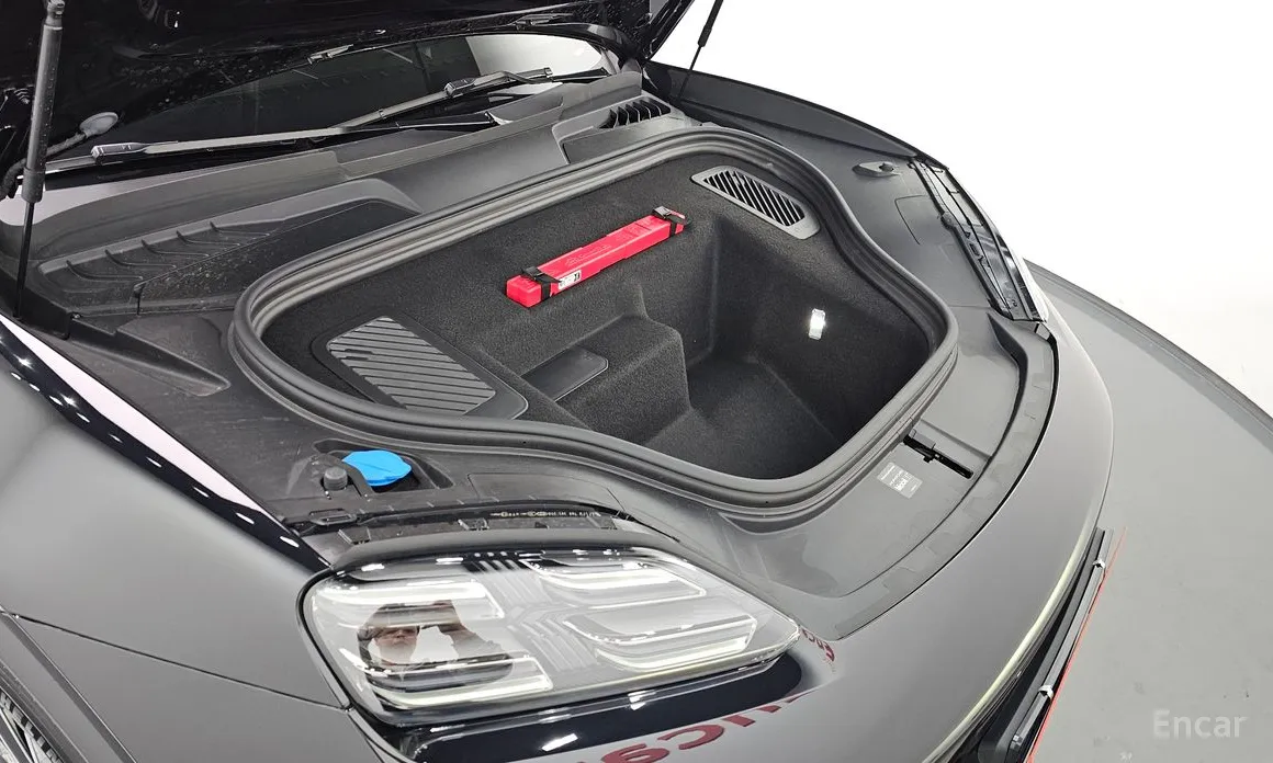 Porsche Macan 2024 Base 4