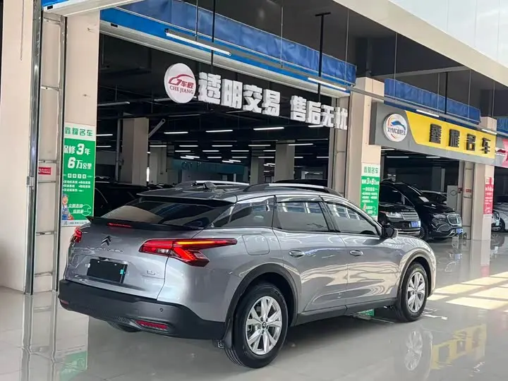 Citroen C5 X 2025 2025款 1.6T 海外版