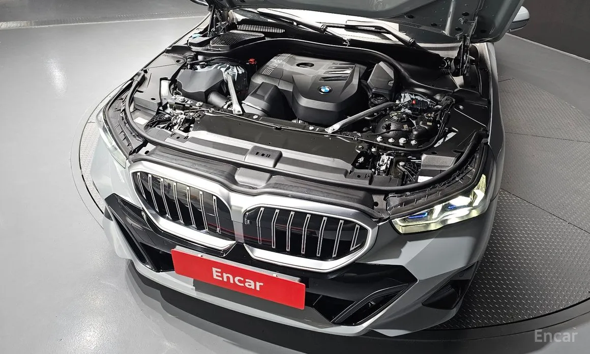 BMW 5 Series 2023 520i M Sport