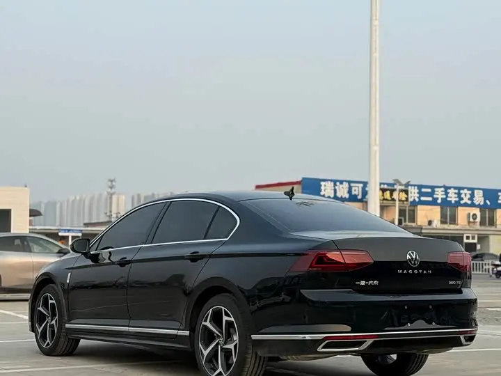 Volkswagen Magotan 2026 2026款 3000万辆甄选款 380TSI DSG豪华型