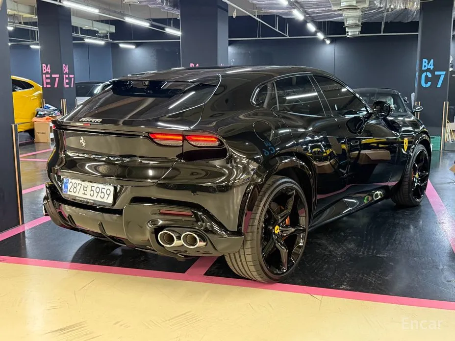 Ferrari Purosangue 2022 6.5 V12