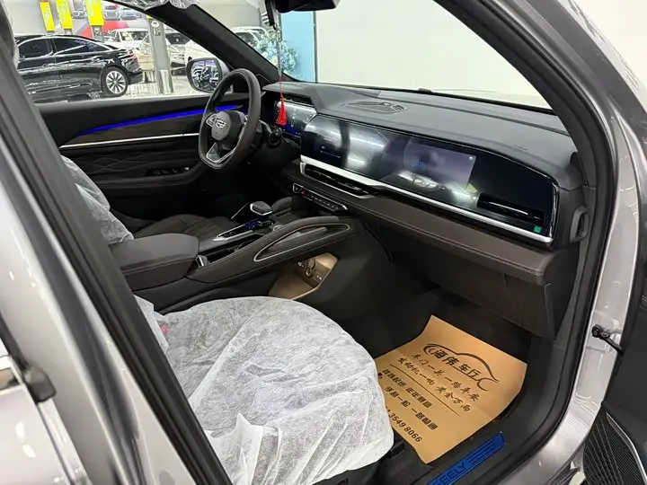 Geely Monjaro 2025 2025款 2.0TD 自动行云版