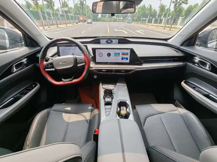 Changan Oshan Z6 2023 2023款 蓝鲸 1.5T DCT智享型