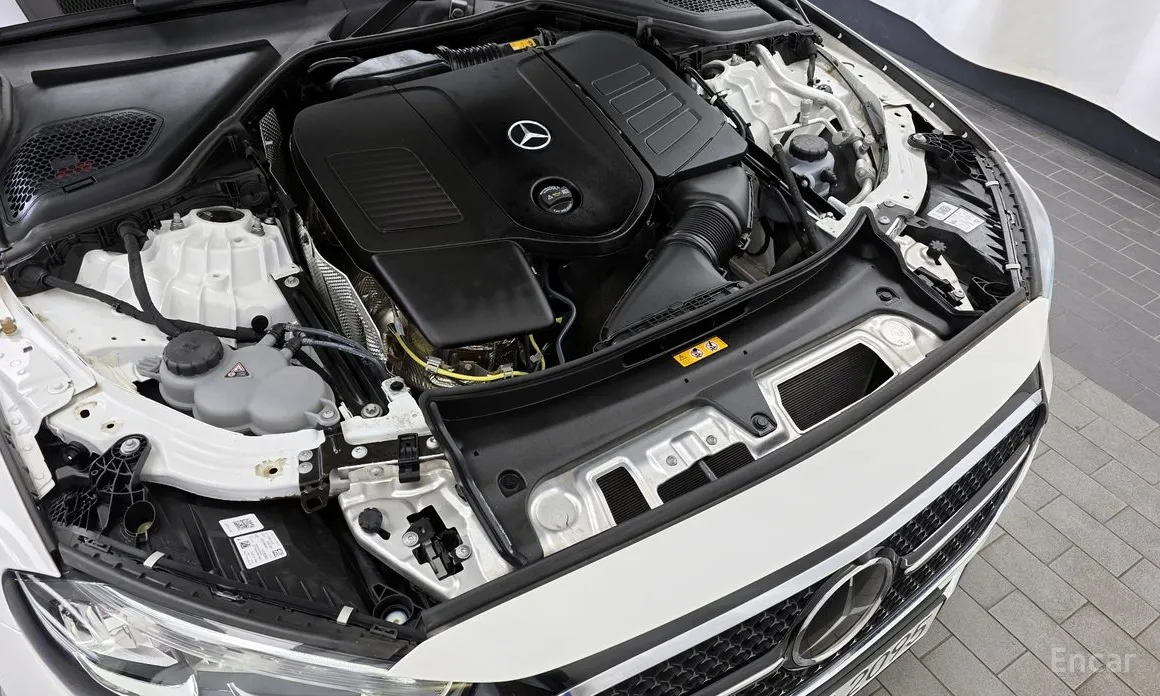 Mercedes-Benz E-Class 2024 E200 Avantgarde