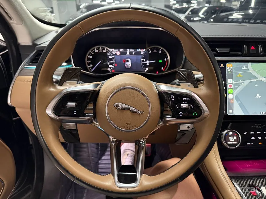 Jaguar F-Pace 2016 D200 SE