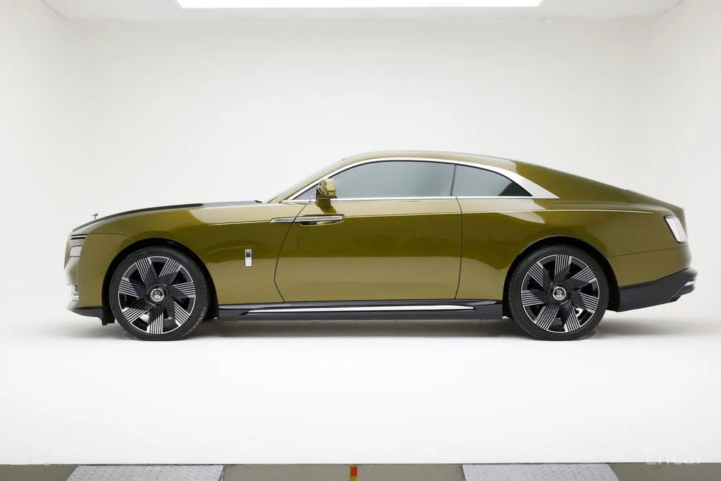 Rolls-Royce Spectre 2023 Coupe