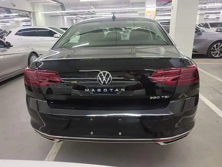 Volkswagen Magotan 2026 2026款 3000万辆甄选款 380TSI DSG豪华型
