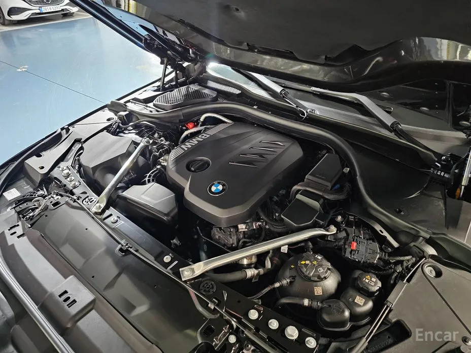 BMW 5 Series 2023 523d M Sport