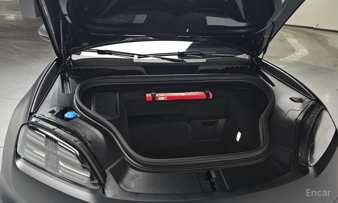 Porsche Macan 2024 Turbo