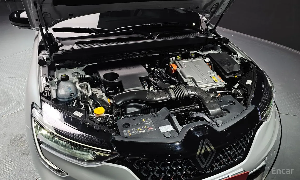 Renault Arkana 2024 1.6 E-TECH Iconic