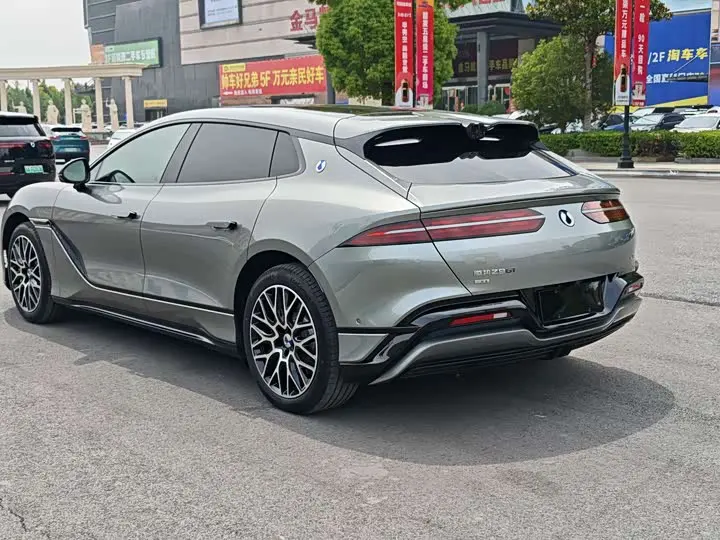 Denza Z9GT 2026 2026款 易三方闪充尊荣型