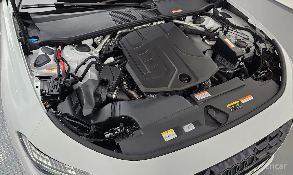 Audi A5 2025 40 TFSI Quattro S Line Black Edition
