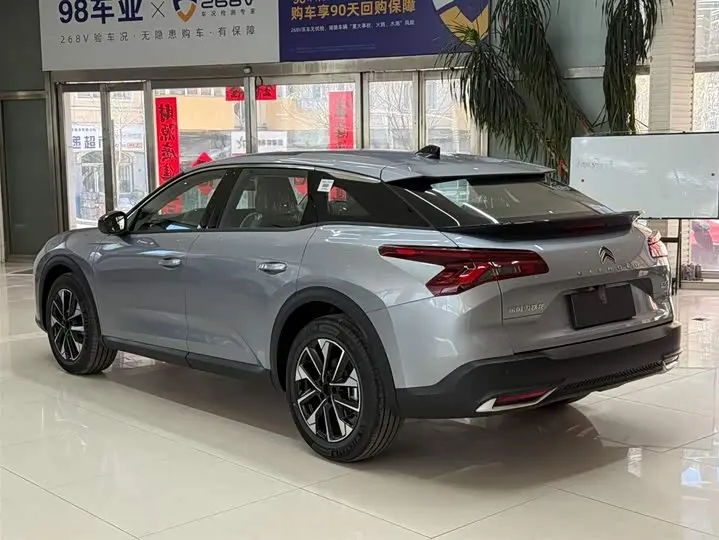 Citroen C5 X 2024 2024款 1.6T 势不凡