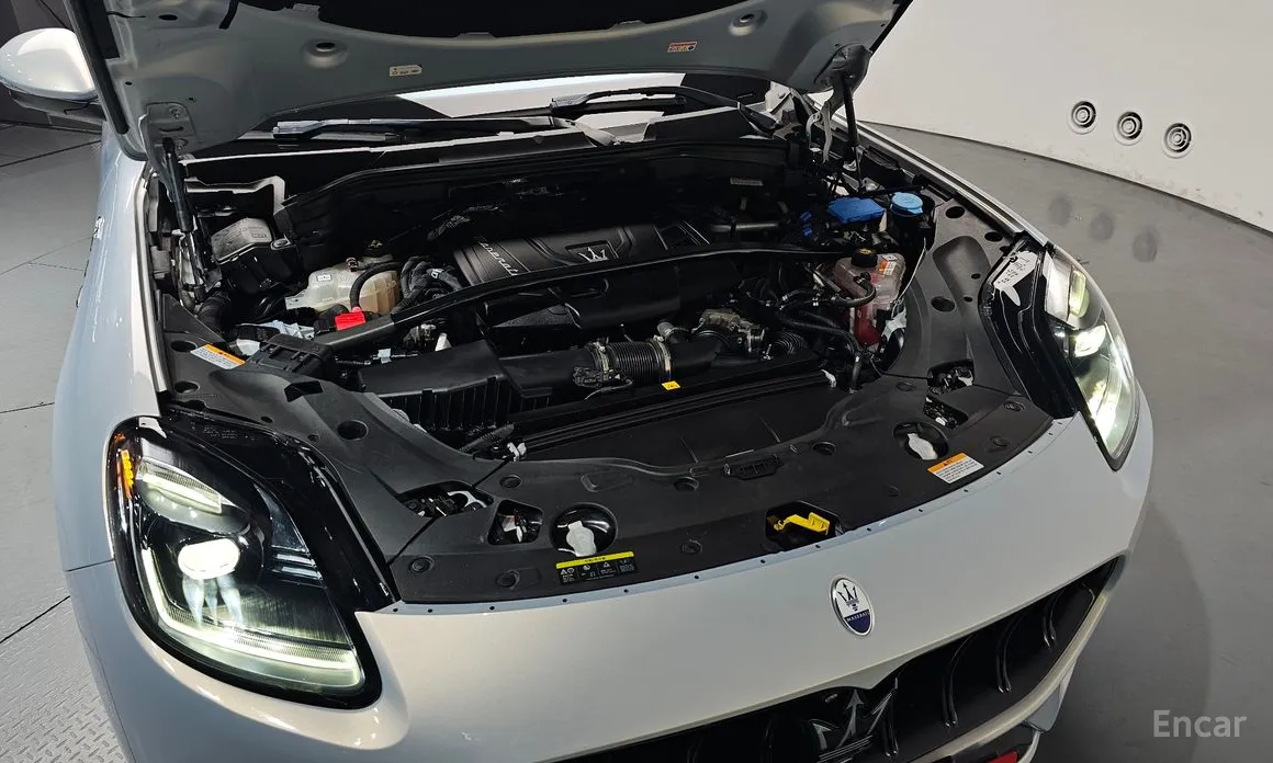 Maserati Grecale 2022 2.0 AWD GT