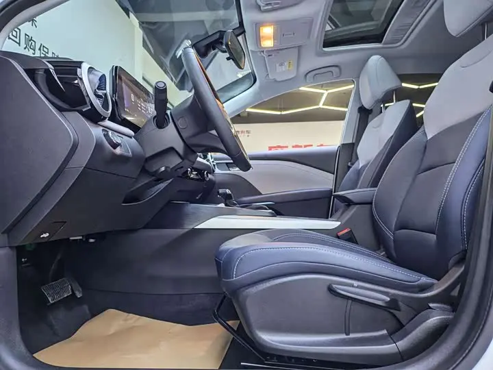 Chevrolet Monza 2024 2024款 1.5L 双离合悦享版