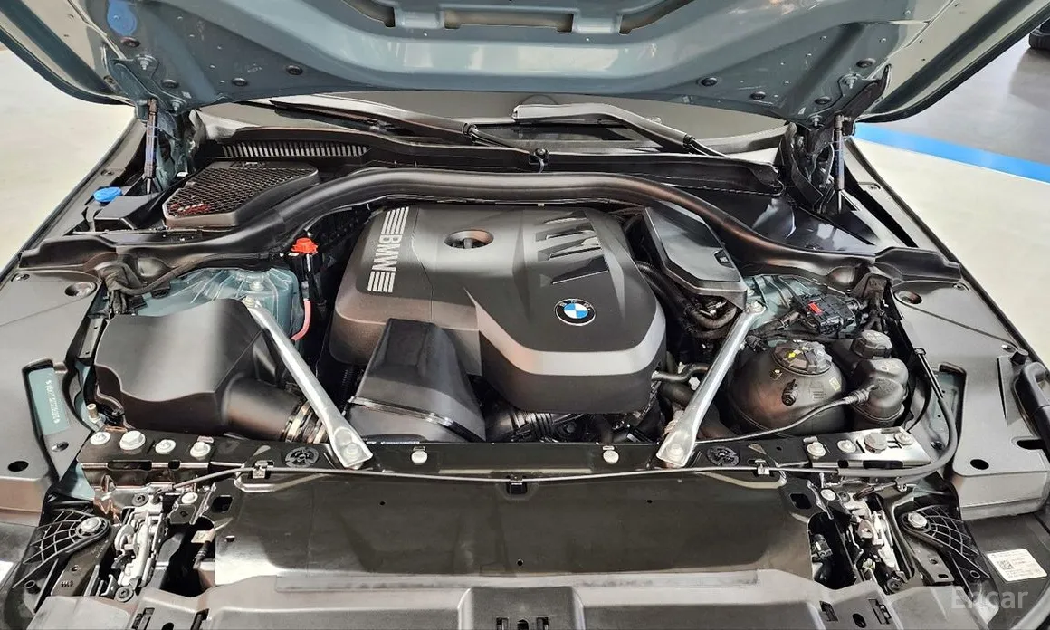 BMW 5 Series 2023 520i