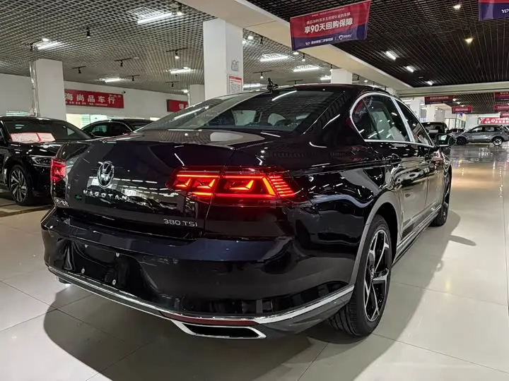 Volkswagen Magotan 2026 2026款 3000万辆甄选款 380TSI DSG豪华型