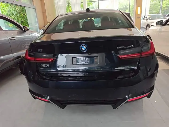 BMW i3 2026 2026款 eDrive 35 L