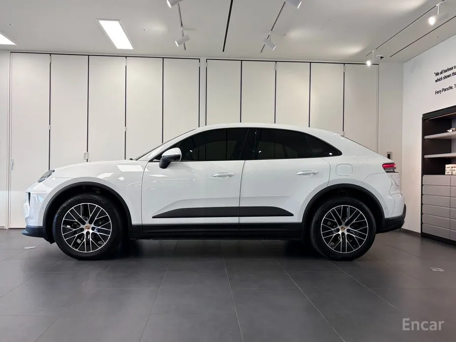 Porsche Macan 2024 Base 4