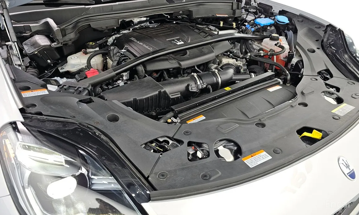 Maserati Grecale 2022 2.0 AWD GT