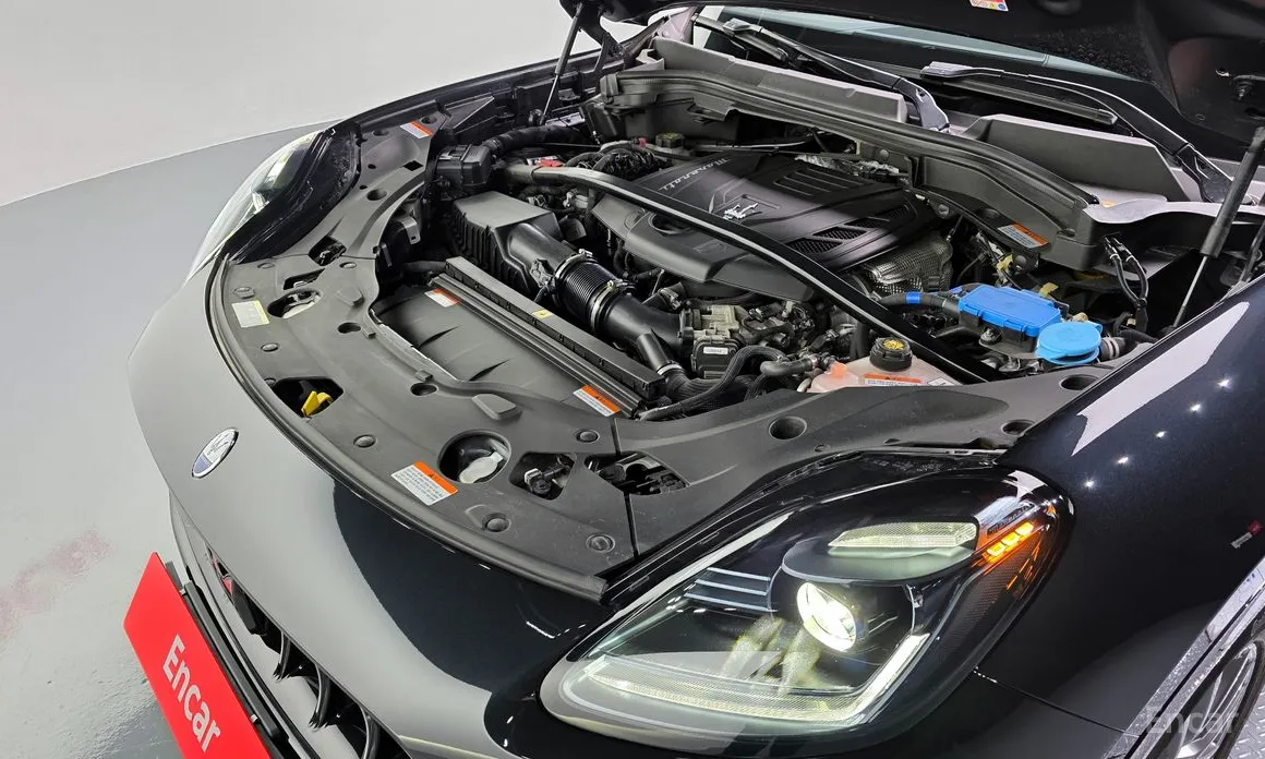 Maserati Grecale 2022 2.0 AWD GT