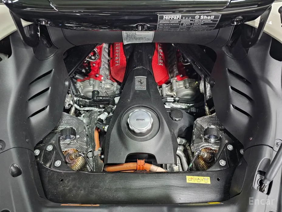 Ferrari SF90 2021 4.0