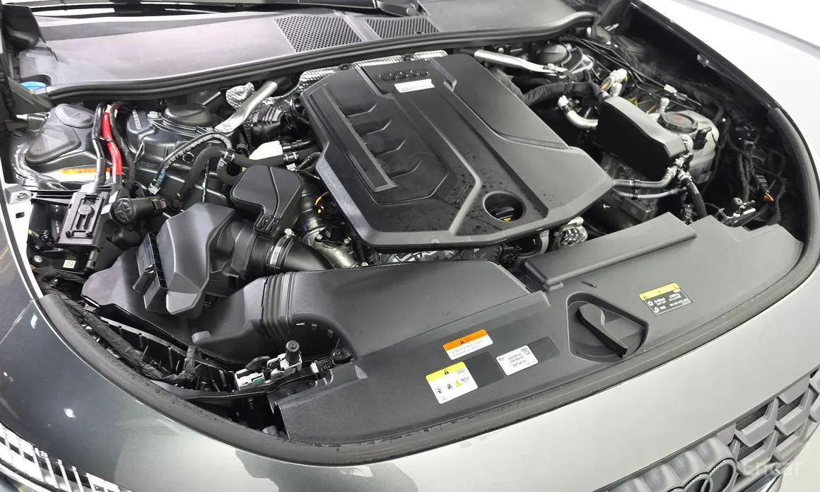 Audi A5 2025 40 TFSI Quattro S Line Black Edition