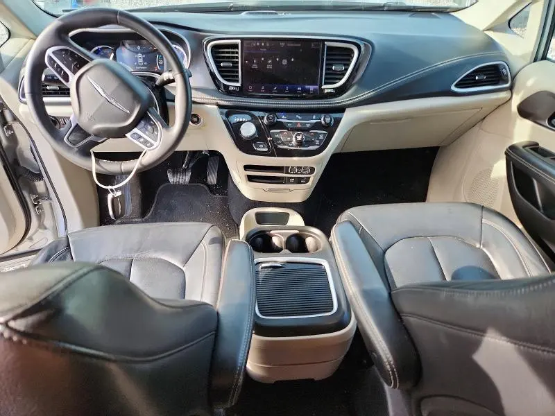 CHRYSLER PACIFICA 2022 VIN 2C4RC1L72NR134891