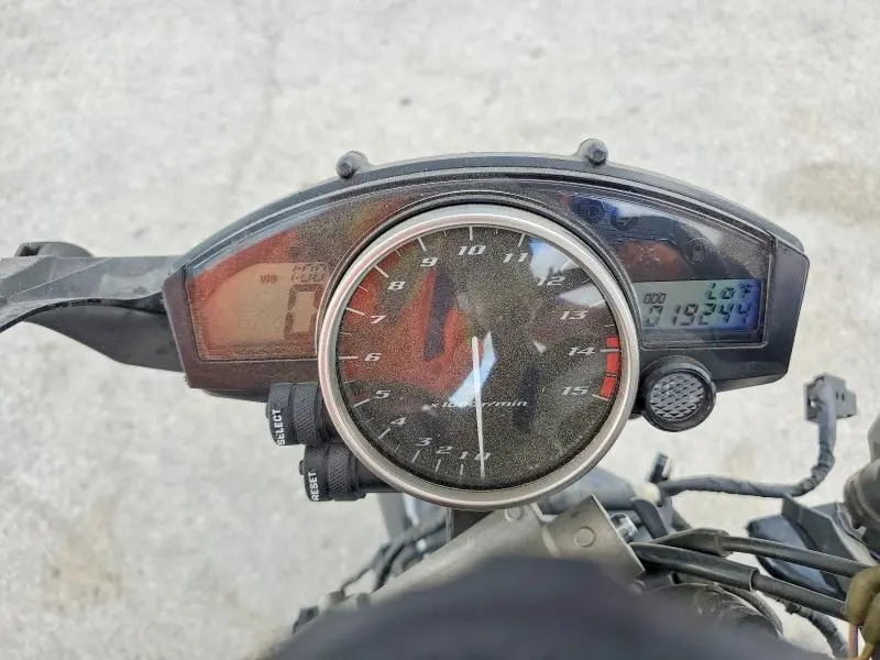 YAMAHA YZF1000 2006