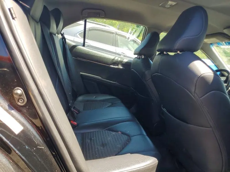 TOYOTA CAMRY 2018 VIN 4T1B11HK9JU073181