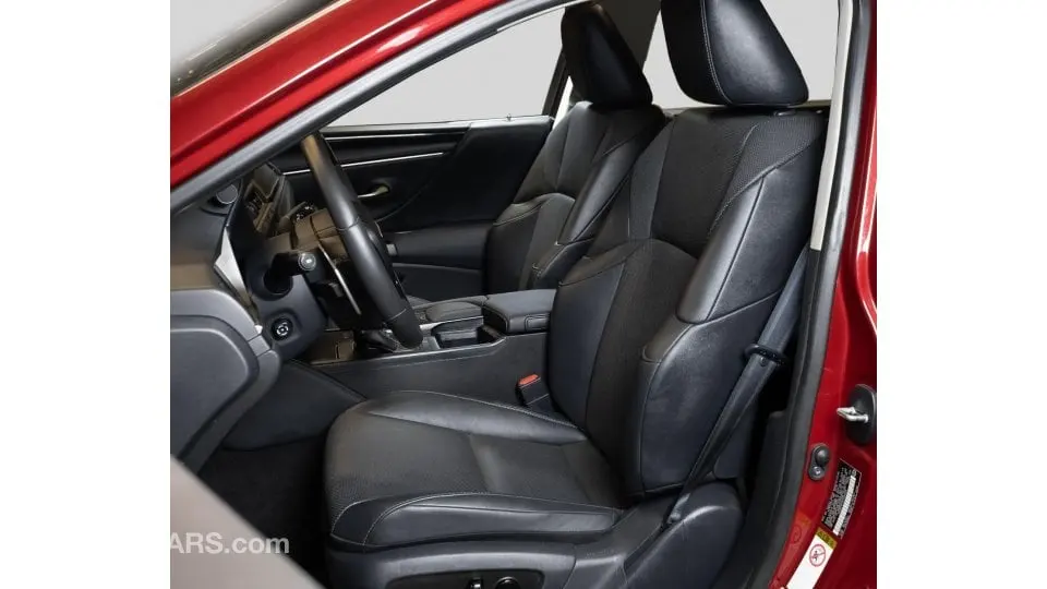 Lexus ES 2019
