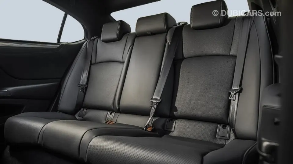 Lexus ES 2019